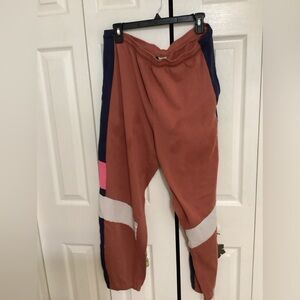 Victoria Secret PINK joggers *SOLD*